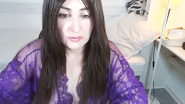 Snapshot of naughty_sarahh chatting on 05-29-26, 09:15 naughty sarahh online show from 05-29-26, 09:15