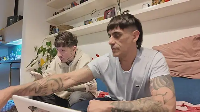 Elnonoykeila77 online show from 07-10-26, 08:53