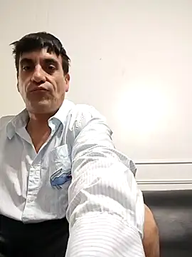 Elnonoykeila77 online show from 02-15-26, 11:20