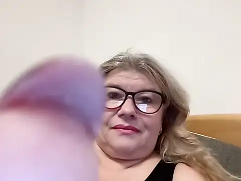 Diana 49 online show from 04-05-26, 11:17