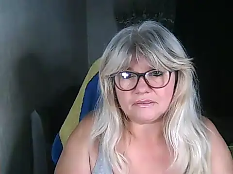 Diana 49 online show from 11-20-25, 10:42