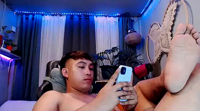 Snapshot of princeJayX chatting on 02-05-25, 01:22 princeJayX online show from 02-05-25, 01:22