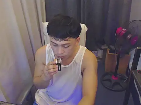 Snapshot of princeJayX chatting on 06-11-26, 02:44 princeJayX online show from 06-11-26, 02:44