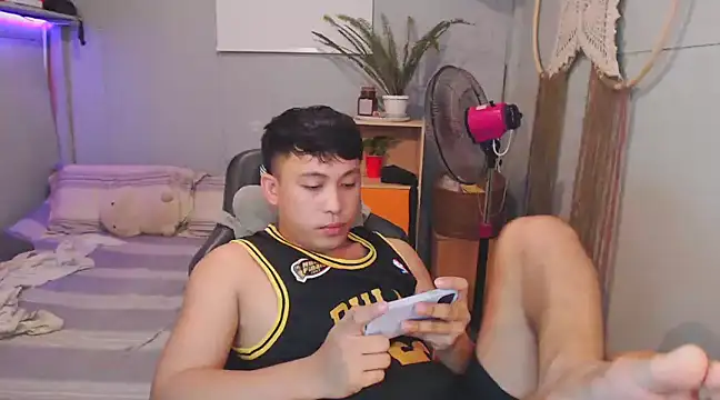 Snapshot of princeJayX chatting on 02-21-25, 08:40 princeJayX online show from 02-21-25, 08:40