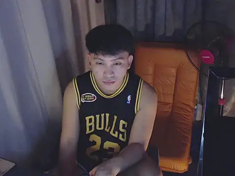 Snapshot of princeJayX chatting on 05-18-26, 08:19 princeJayX online show from 05-18-26, 08:19