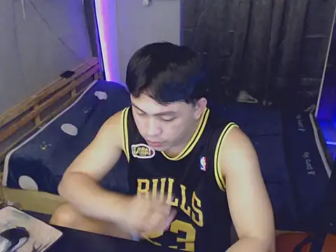 Snapshot of princeJayX chatting on 05-09-26, 03:32 princeJayX online show from 05-09-26, 03:32