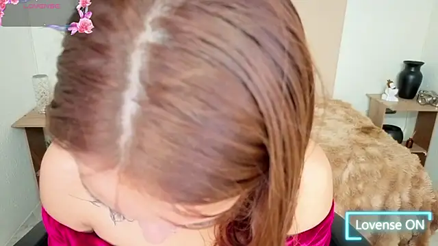 AnisiaFarina online show from 10-25-25, 11:42