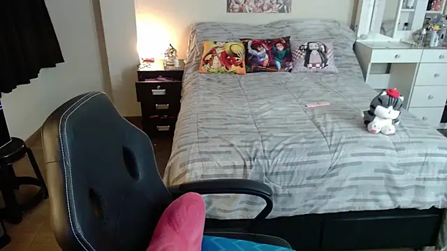 kittykat18x online show from 10-28-25, 01:17