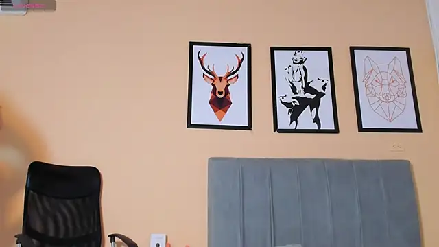 crystall06 online show from 09-18-25, 03:04