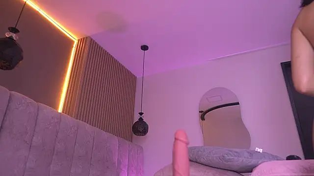 Snapshot of violeta_aroca chatting on 06-04-26, 03:11 violeta aroca online show from 06-04-26, 03:11