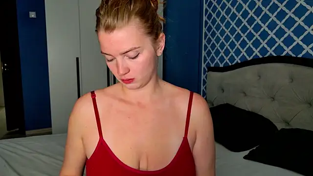 Snapshot of Busty_Redhead chatting on 06-07-26, 06:51 Busty Redhead online show from 06-07-26, 06:51