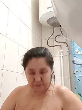 Snapshot of Zulfiya_Bruce chatting on 02-11-26, 11:43 Zulfiya Bruce online show from 02-11-26, 11:43