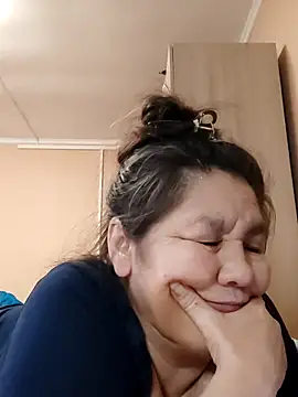 Snapshot of Zulfiya_Bruce chatting on 02-05-26, 06:37 Zulfiya Bruce online show from 02-05-26, 06:37