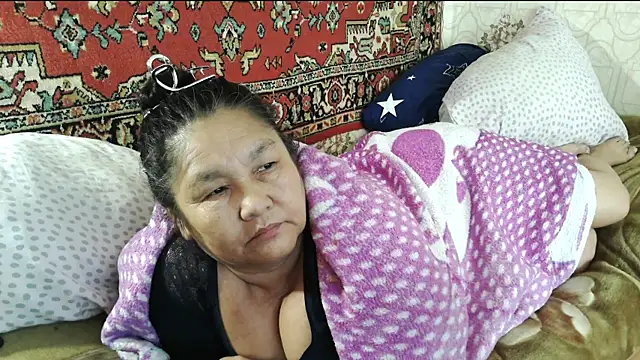 Snapshot of Zulfiya_Bruce chatting on 06-22-26, 03:47 Zulfiya Bruce online show from 06-22-26, 03:47