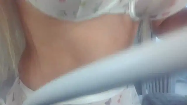 Roshana16 online show from 09-28-25, 02:24