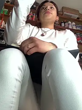 Snapshot of 3littleschoolteens chatting on 02-13-26, 06:08 3littleschoolteens online show from 02-13-26, 06:08