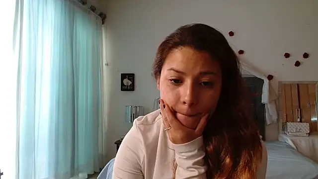Snapshot of 3littleschoolteens chatting on 05-18-26, 08:24 3littleschoolteens online show from 05-18-26, 08:24