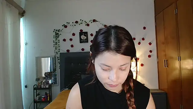 Snapshot of 3littleschoolteens chatting on 02-23-26, 06:08 3littleschoolteens online show from 02-23-26, 06:08