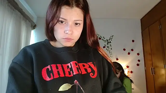 Snapshot of 3littleschoolteens chatting on 02-05-26, 05:31 3littleschoolteens online show from 02-05-26, 05:31