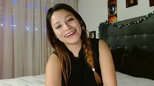 3littleschoolteens online show from 11-11-25, 07:47