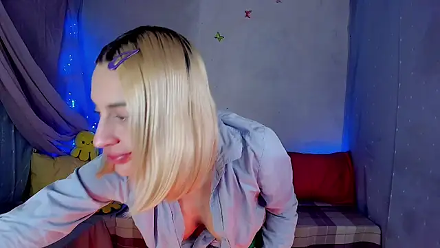 LickLizzy online show from 02-25-26, 10:31