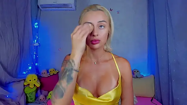 LickLizzy online show from 07-28-26, 08:23