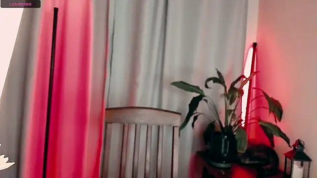 Snapshot of 5_in_one chatting on 02-11-26, 04:23 5 in one online show from 02-11-26, 04:23