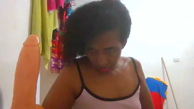 Snapshot of Aishamara chatting on 10-10-25, 04:30 Aishamara online show from 10-10-25, 04:30