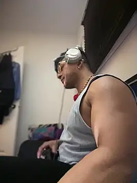 CleanGrey online show from 02-17-26, 10:23