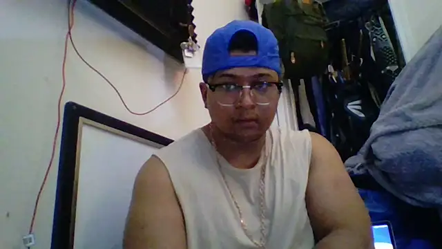 Snapshot of CleanGrey chatting on 05-04-26, 10:07 CleanGrey online show from 05-04-26, 10:07