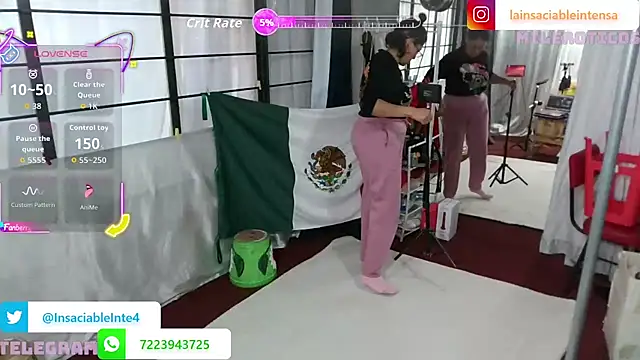 LaInsaciableIntensa online show from 10-31-25, 09:54