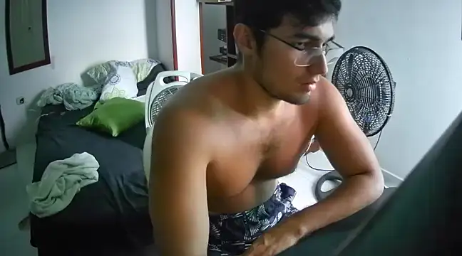 lechero226 online show from 02-08-25, 07:05