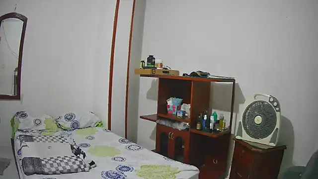 lechero226 online show from 11-18-25, 11:26