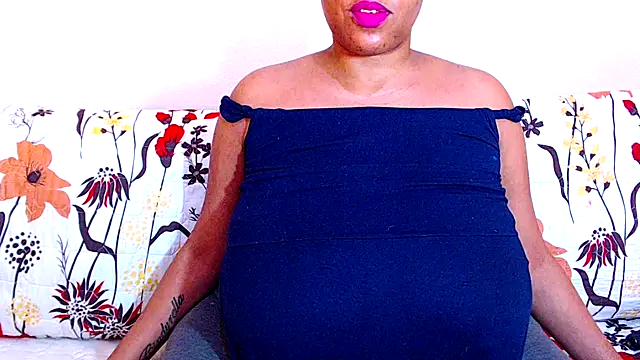 Ebonylovelyx online show from 12-15-25, 05:46