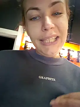 Snapshot of Keli_Jessi chatting on 11-03-25, 01:58 Keli Jessi online show from 11-03-25, 01:58