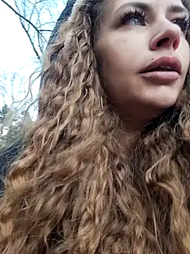 Snapshot of Keli_Jessi chatting on 02-26-25, 01:00 Keli Jessi online show from 02-26-25, 01:00