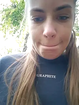 Snapshot of Keli_Jessi chatting on 11-06-25, 02:10 Keli Jessi online show from 11-06-25, 02:10