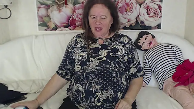 FlaviaSquirts online show from 10-02-25, 07:23
