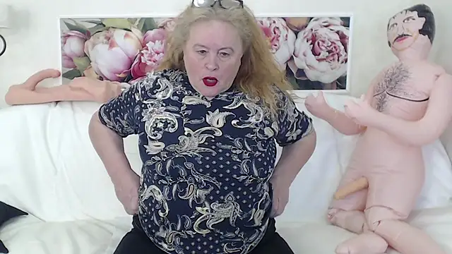 FlaviaSquirts online show from 03-21-26, 08:15