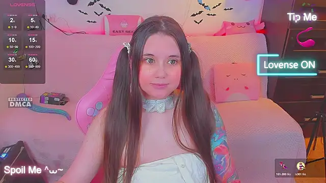 Lolisuccub online show from 12-20-25, 06:33