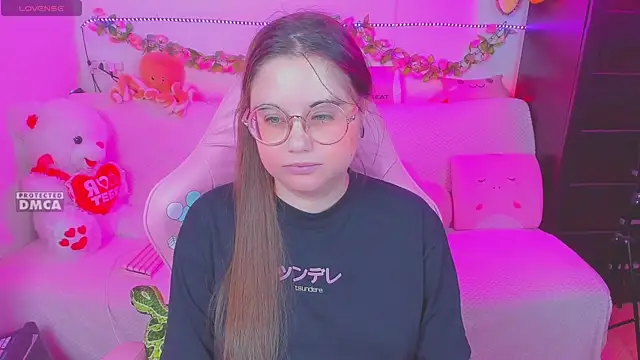 Lolisuccub online show from 09-19-25, 06:01