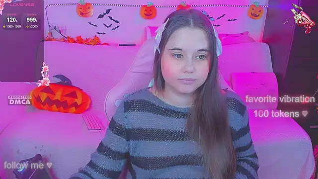 Lolisuccub online show from 10-13-25, 06:42