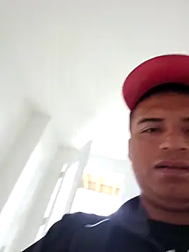 Snapshot of Diablo9804 chatting on 09-21-25, 11:59 Diablo9804 online show from 09-21-25, 11:59