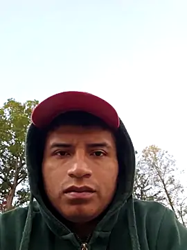 Snapshot of Diablo9804 chatting on 10-17-25, 11:34 Diablo9804 online show from 10-17-25, 11:34