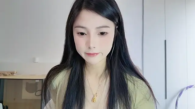 Snapshot of HaagenDazs_ chatting on 02-07-26, 03:25 HaagenDazs online show from 02-07-26, 03:25