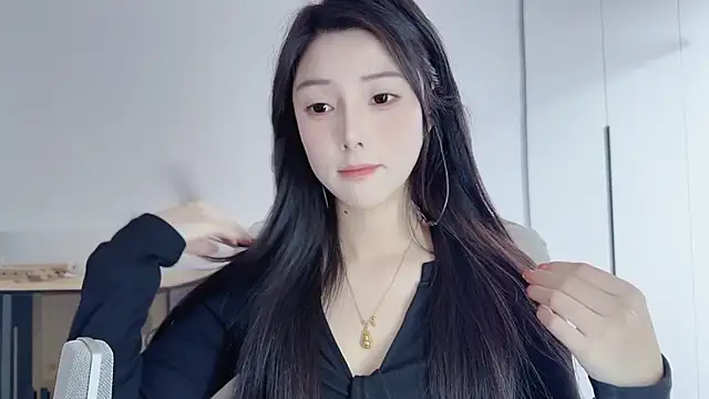 Snapshot of HaagenDazs_ chatting on 02-23-26, 02:57 HaagenDazs online show from 02-23-26, 02:57