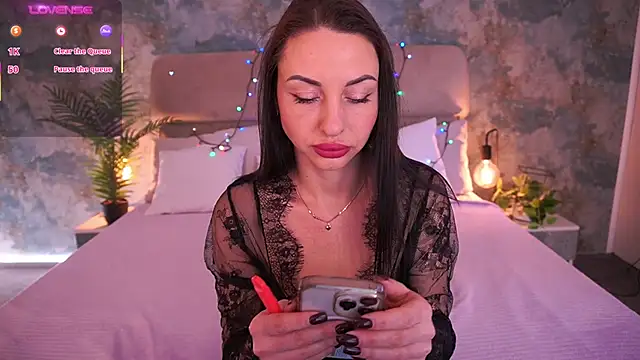 KristiiMax online show from 01-09-26, 10:11