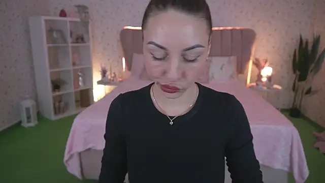 KristiiMax online show from 04-20-26, 07:22