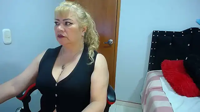 Ursulawhite69 online show from 03-06-26, 12:49