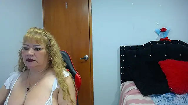 Ursulawhite69 online show from 02-24-26, 12:22